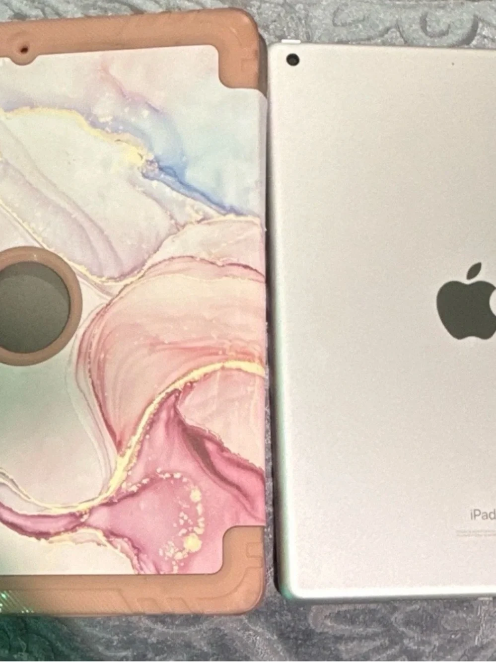 Apple iPad 7th Generation (10.2 in) 32GB Storage Capacity Silver